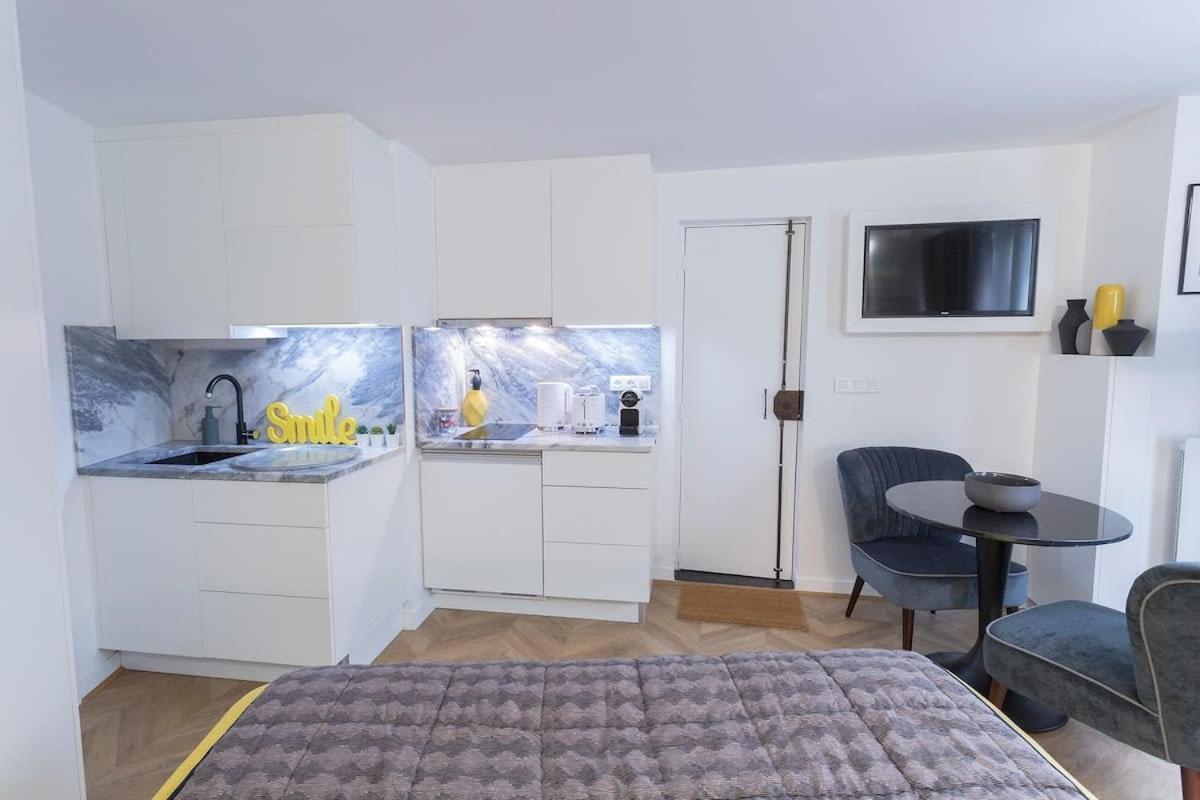 La Boutique Du Sentier Apartment Париж Екстериор снимка